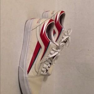 Vans men’s David Bowie limited addition size 9.5